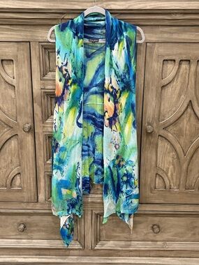 EUC Women’s DOR DOR COUTURE Blue/Green Watercolor Design Vest/Duster (Small)